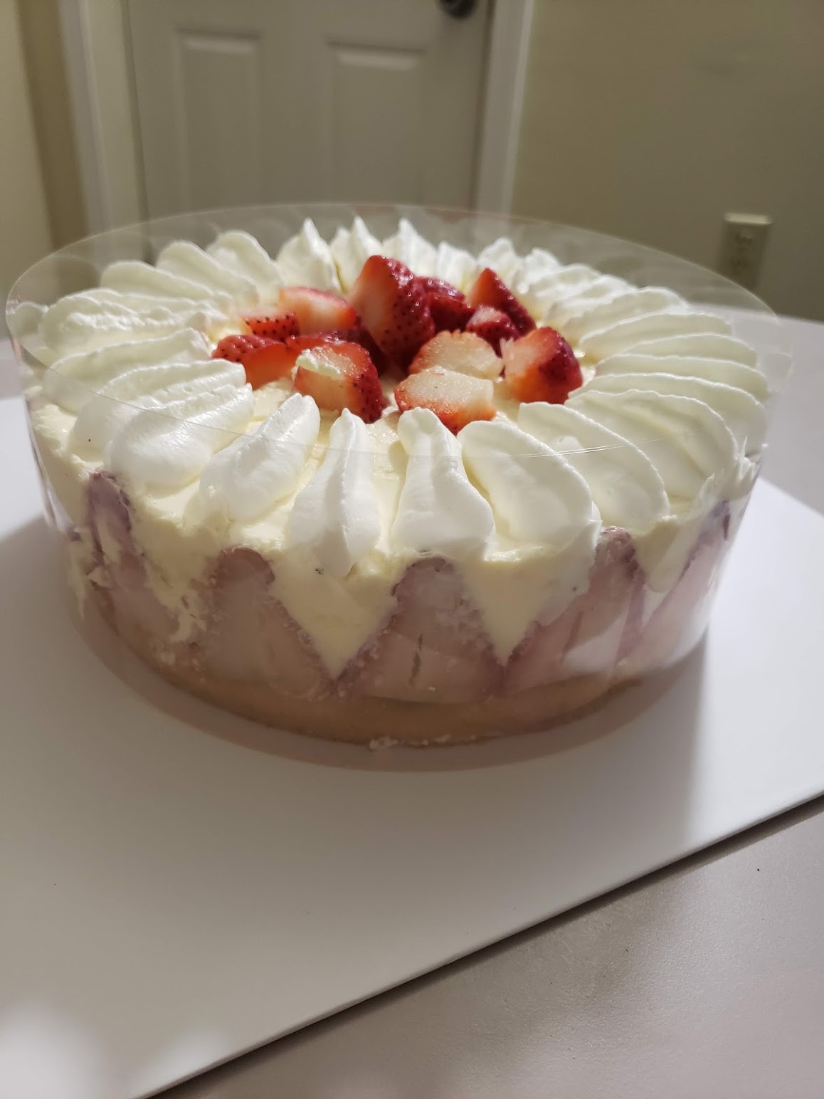 Baileys Strawberry Cake